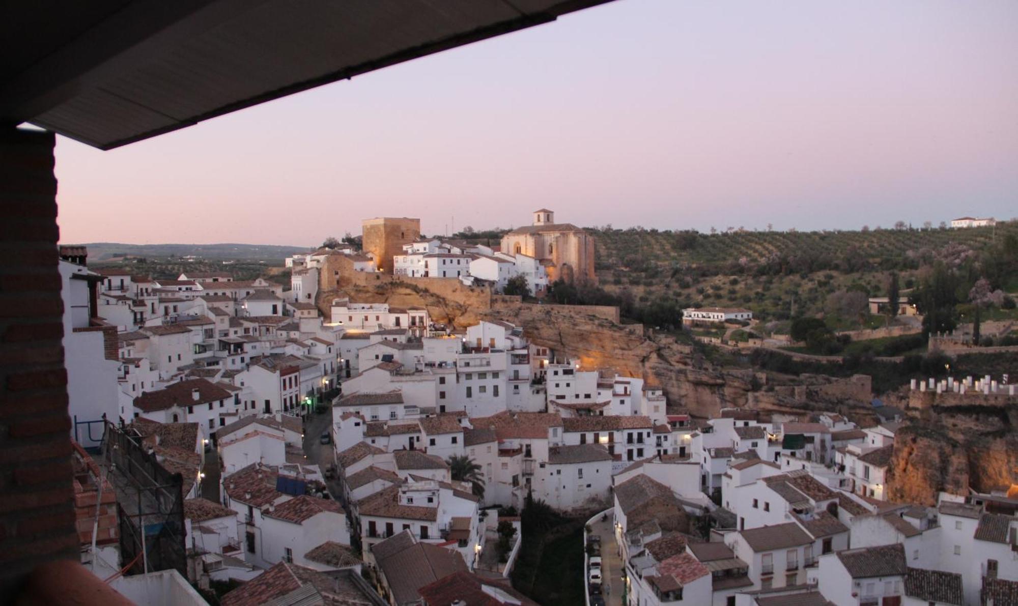 Апартаменты Atico De La Miel Setenil De Las Bodegas Экстерьер фото
